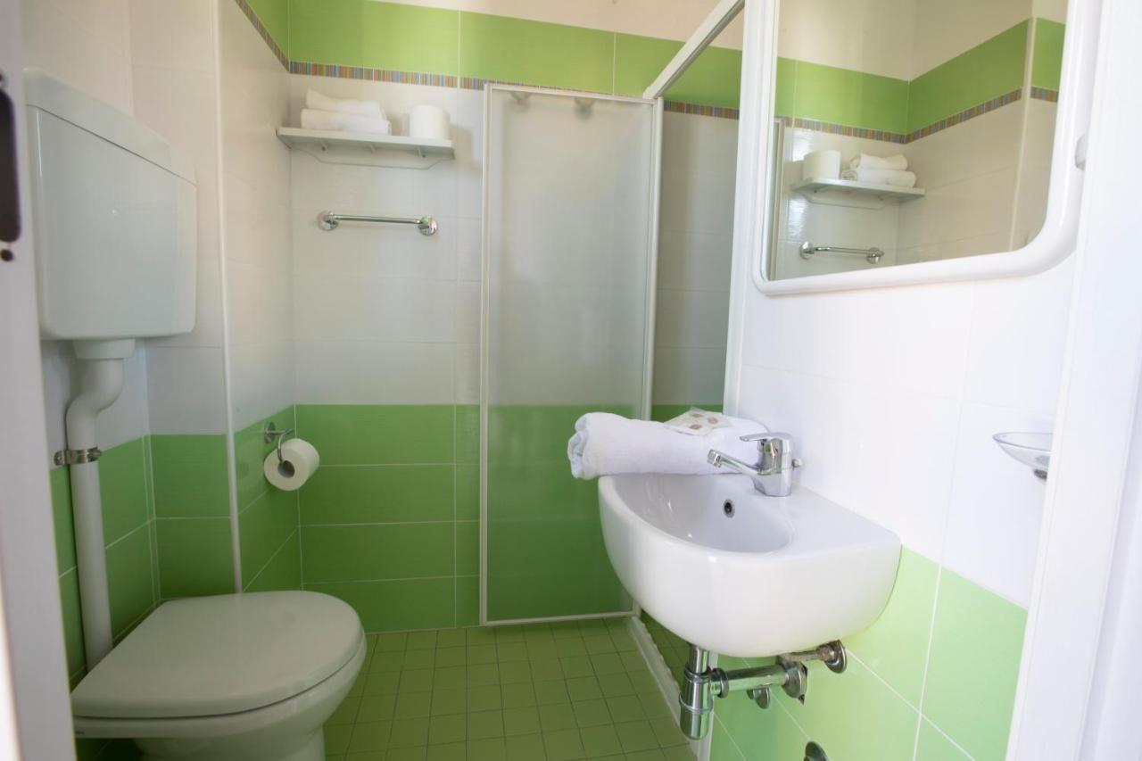 Hotel Holland Rimini Extérieur photo